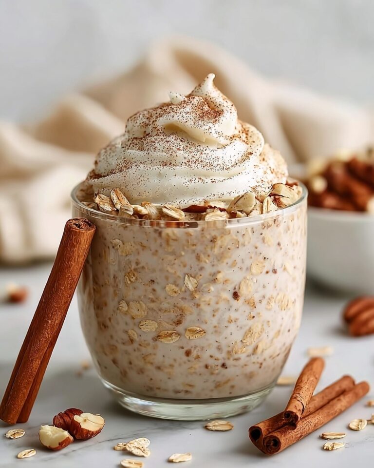 Cinnamon Roll Overnight Oats Recipe